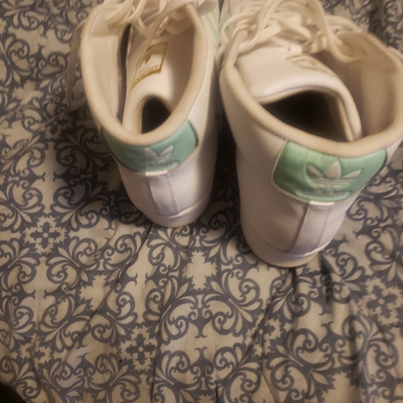 Size 12 mens wore 1 time. See pictures - Picture 5 of 7